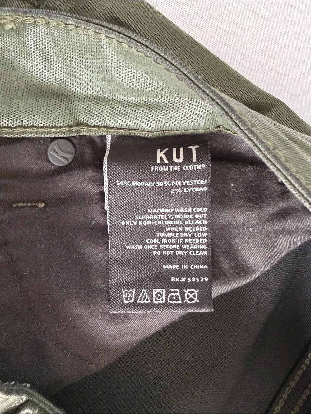 KUT From The Kloth Olive Green Faux Leather Coated Skinny Pants Size 6 - Picture 6 of 11